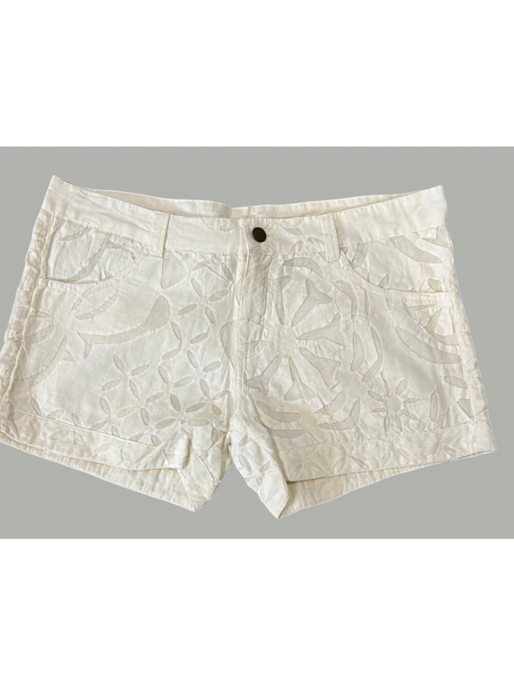 White Embroidered Floral Pattern Womens Shorts Size 30